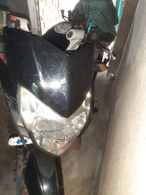Pulsar 135 headlight glass price hot sale