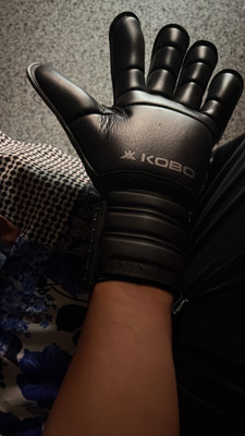 Kobo gripper goalkeeper gloves hotsell