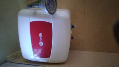AO Smith 10 L Storage Water Geyser (HSE-SHS-010-WHITE, White) Price in  India - Buy AO Smith 10 L Storage Water Geyser (HSE-SHS-010-WHITE, White)  online at Flipkart.com