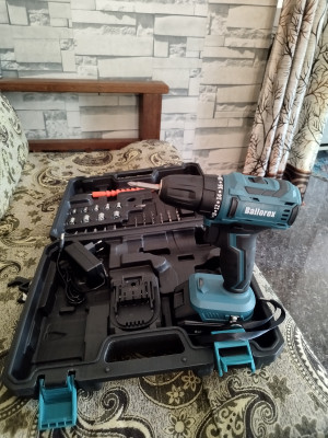 Makita ddf 453 24v deals