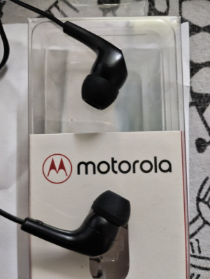 Motorola earbuds 2 price clearance