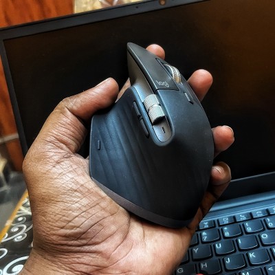 Light Grey Logitech Mx Master 2s Mouse With Color at Rs 6498/piece in New  Delhi