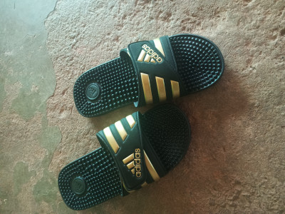 ADIDAS Men ADISSAGE ESSENTIAL Slides Buy ADIDAS Men ADISSAGE