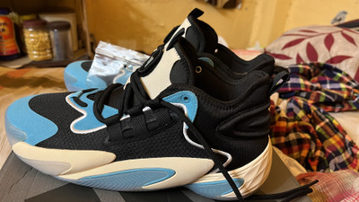 Adidas byw basketball on sale