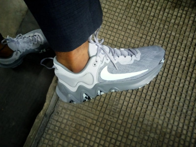 Nike 2025 shox r9