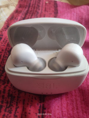 Jbl tune 215 shop tws review