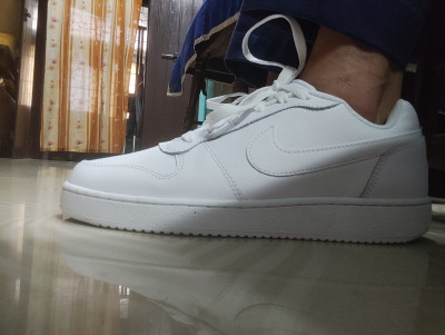 Nike ebernon vs air force deals
