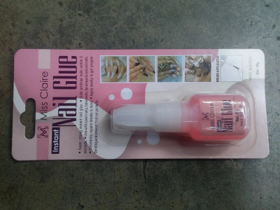 Benzene Free Super Strong Nail Glue - China Clear Nail Glue, Artificial Nail  Glue | Made-in-China.com