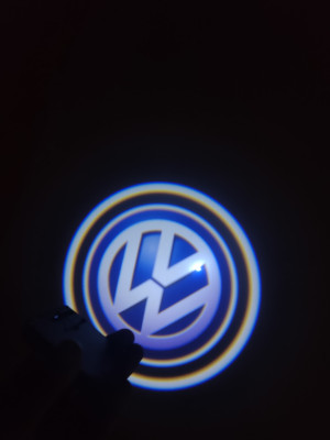 Vw puddle top light logo