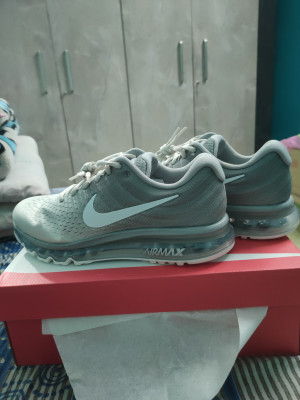 Nike air max 2017 price in india flipkart clearance