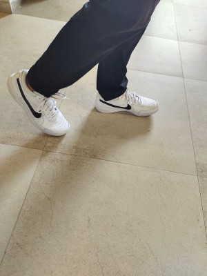 nikecourt zoom lite 3 on feet