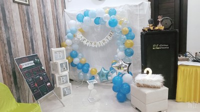 Samanth Creations White Balloon Decoration Arch Stand