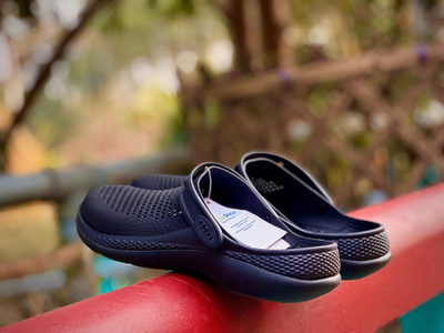 Crocs literide on feet best sale