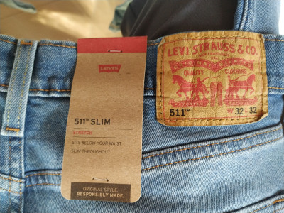 Levis online price tag