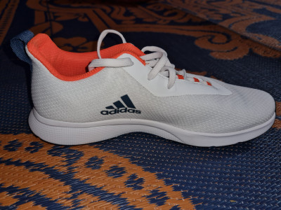 Adidas unisex darter syn hot sale 1.0 u running shoes