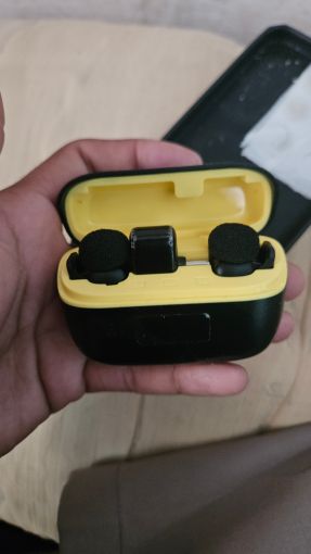 MAK Wireless Mic with Case, 2 Voice Modes, Noise Cancellation - Image 6