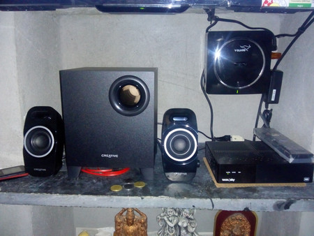 Creative sbs a255 2024 2.1 speaker system