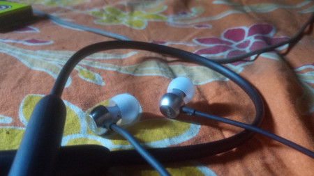 RHA MA390 Wireless Bluetooth Headset Price in India Buy RHA