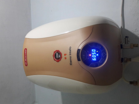 Racold 15 L Storage Water Geyser (Eterno Digital, White, Grey) Price in  India - Buy Racold 15 L Storage Water Geyser (Eterno Digital, White, Grey)  online at Flipkart.com