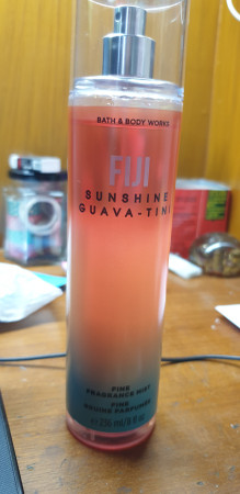 Bath and Body Works Fiji Sunshine Guava Tini Fine Fragrance Mist