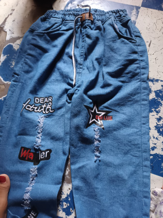 Ripped cuffed 2025 offset printing jeans