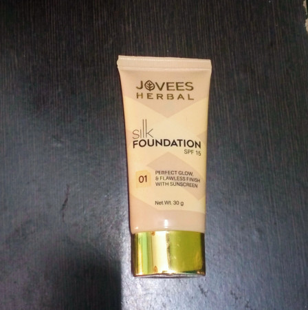jovees silk foundation