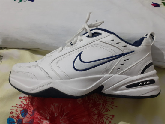 Monarch tennis shoes store