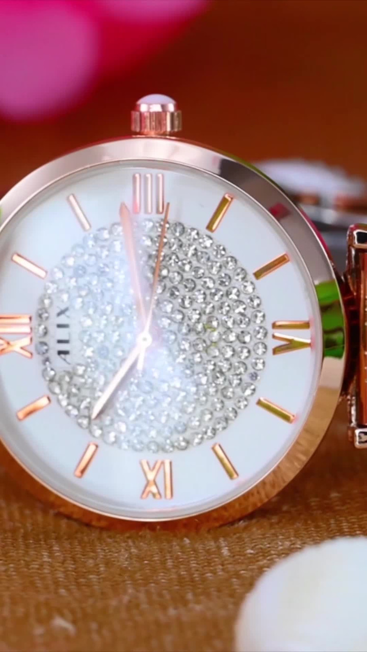 Alix Eyechatchy White round diamond dial with rosegold strap