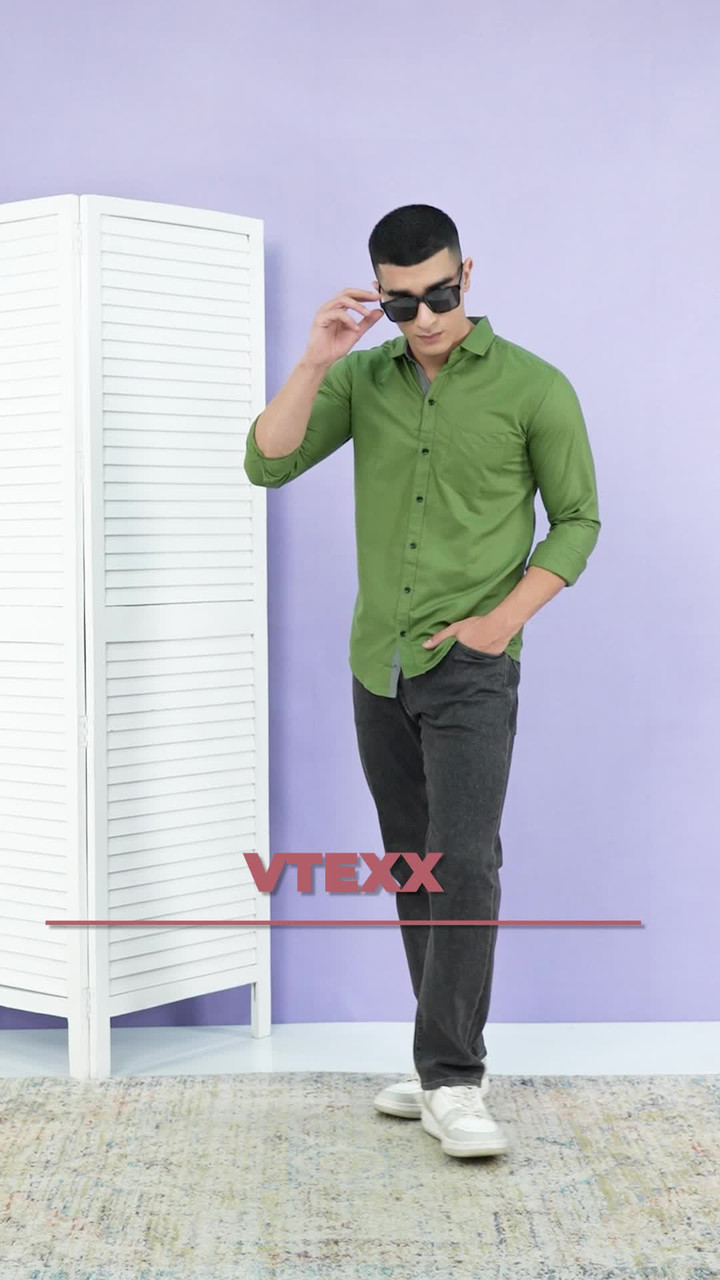 VTEXX Men Solid Formal Dark Green Shirt - Buy VTEXX Men Solid