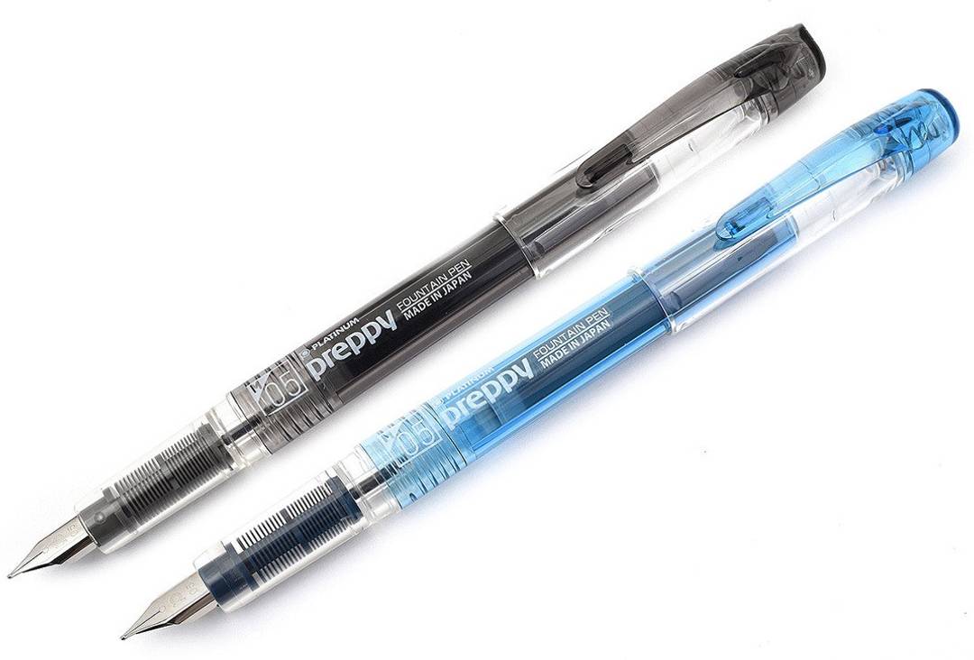 Platinum Preppy 05 Medium Nib Black & Blue Fountain Pen