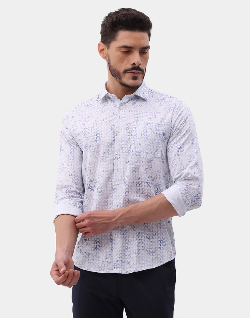 Blackberrys Men Slim Fit Graphic Print Cut Away Collar Casual Shirt