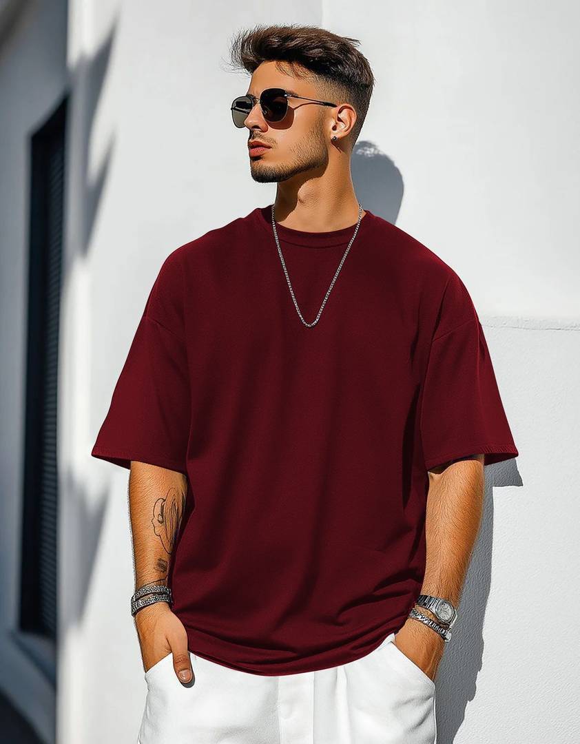 Men Solid Round Neck Cotton Blend Maroon T-Shirt