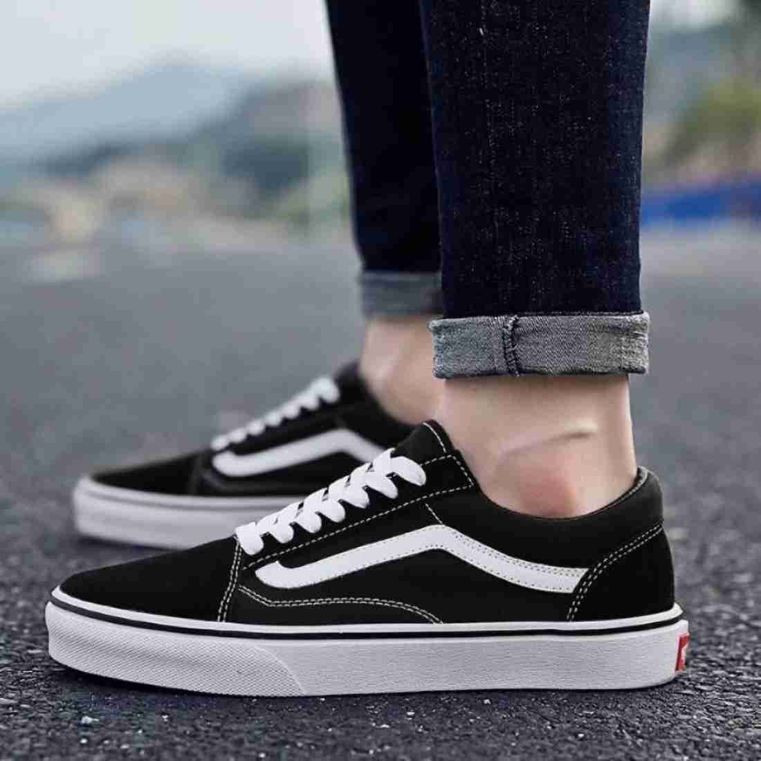 Vans old clearance skool queens