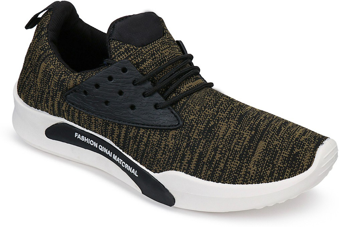 Skechers discount yeezy knockoff