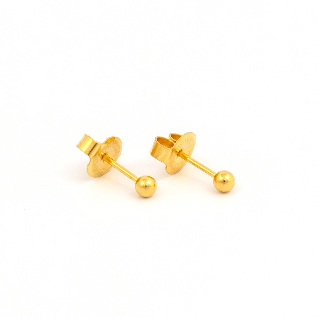 Short post hot sale stud earrings