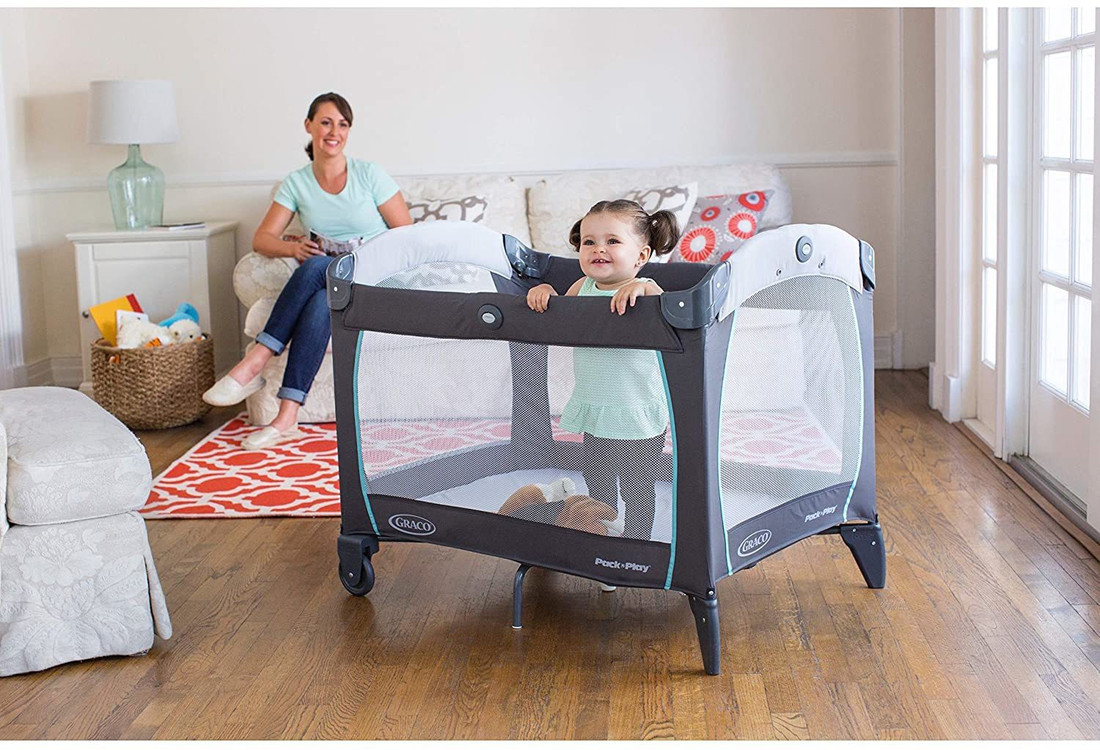 Pack and clearance play changing station