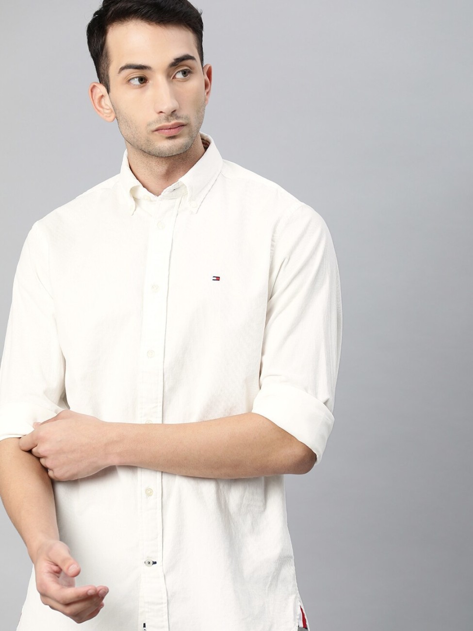 TOMMY HILFIGER Men Solid Casual White Shirt - Buy TOMMY HILFIGER Men Solid  Casual White Shirt Online at Best Prices in India