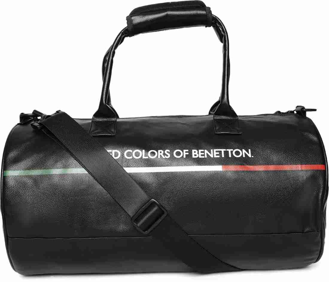 United Colors of Benetton Benetton Unisex Gym Bag Black in Faux leather Duffel Without Wheels 100 Price in India Flipkart