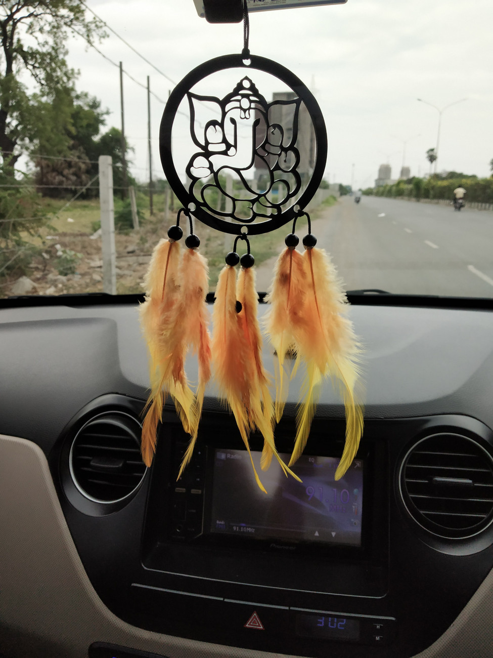 Car front sale mirror hanger