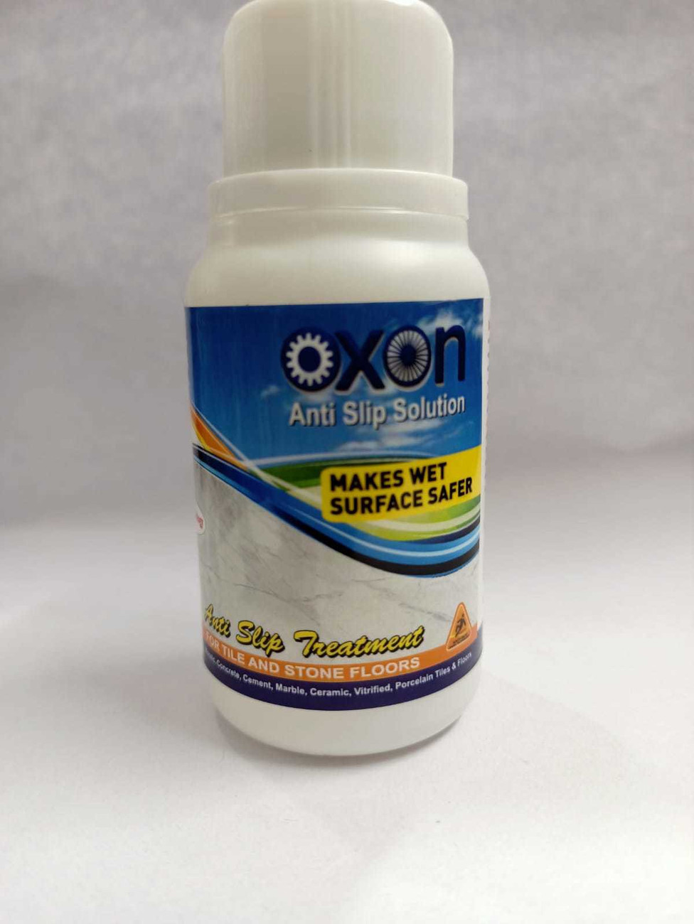 Anti slip solution store