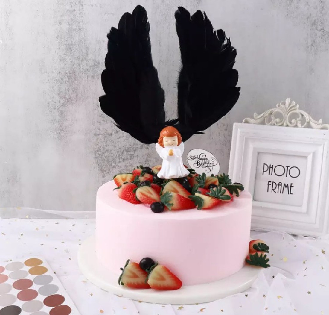 Mrs. Hackley's Feather Cake - YouTube