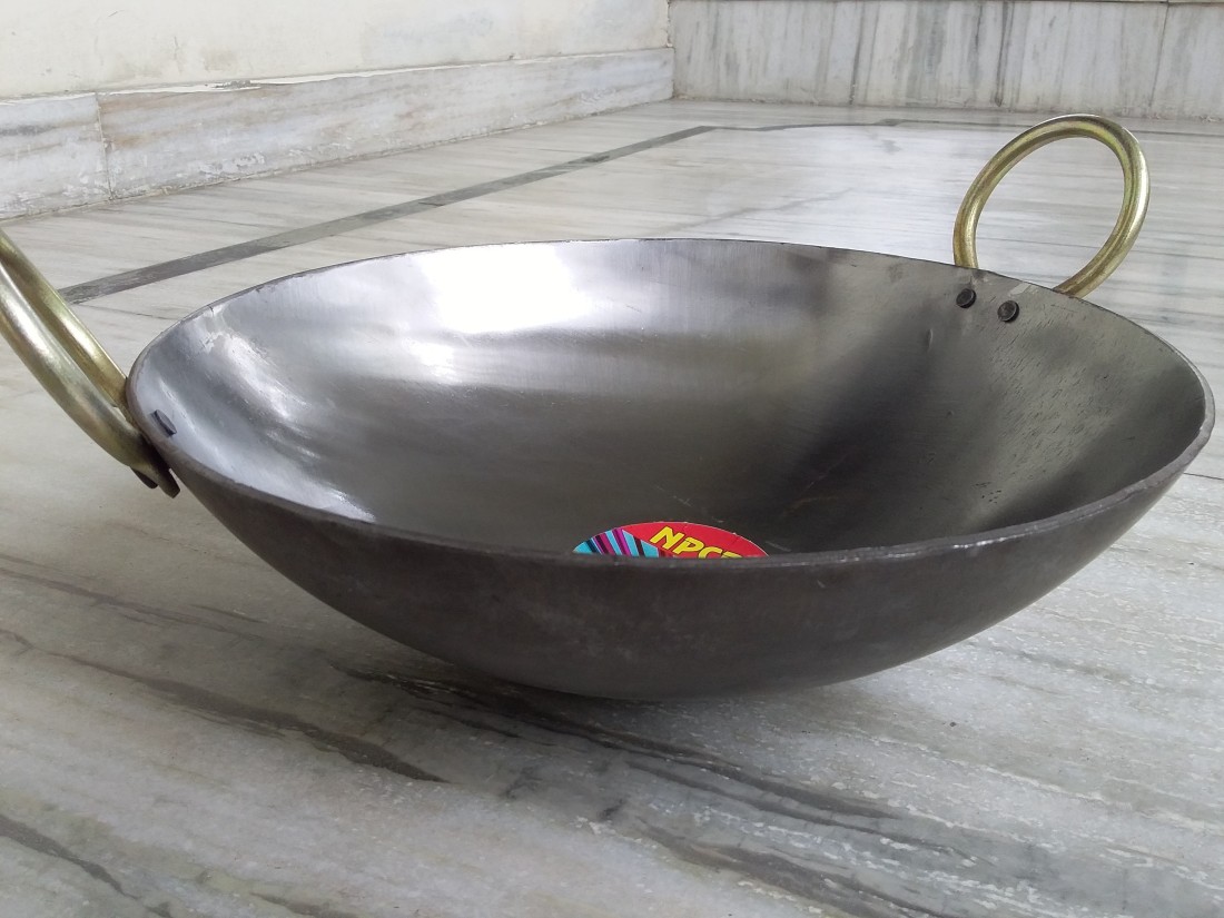 https://rukminim2.flixcart.com/image/1100/1300/l1tmf0w0/pot-pan/6/p/k/pure-iron-kadai-kadhai-npcpl-original-imagdb76uacphm9y.jpeg?q=90