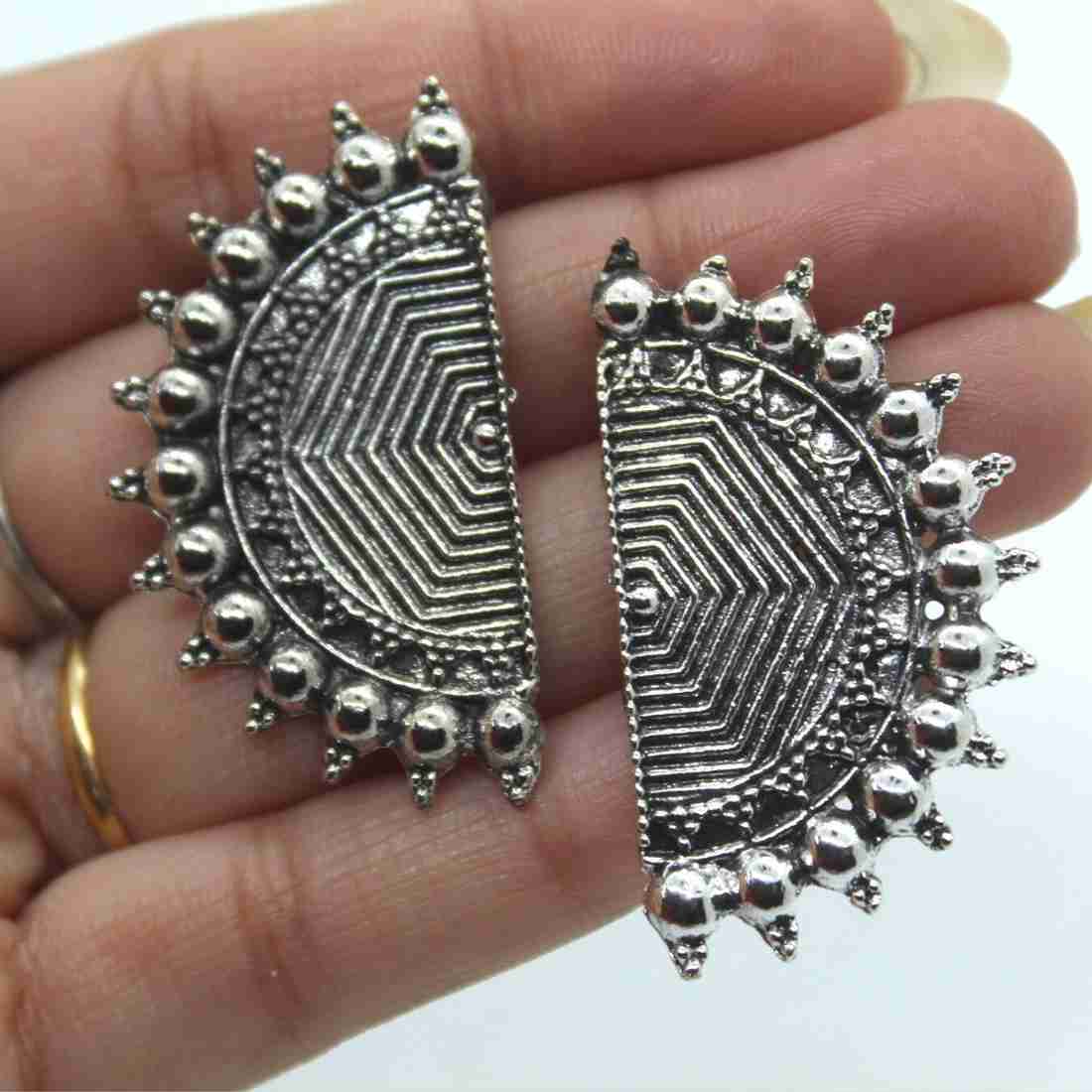 Oxidised earrings studs new arrivals