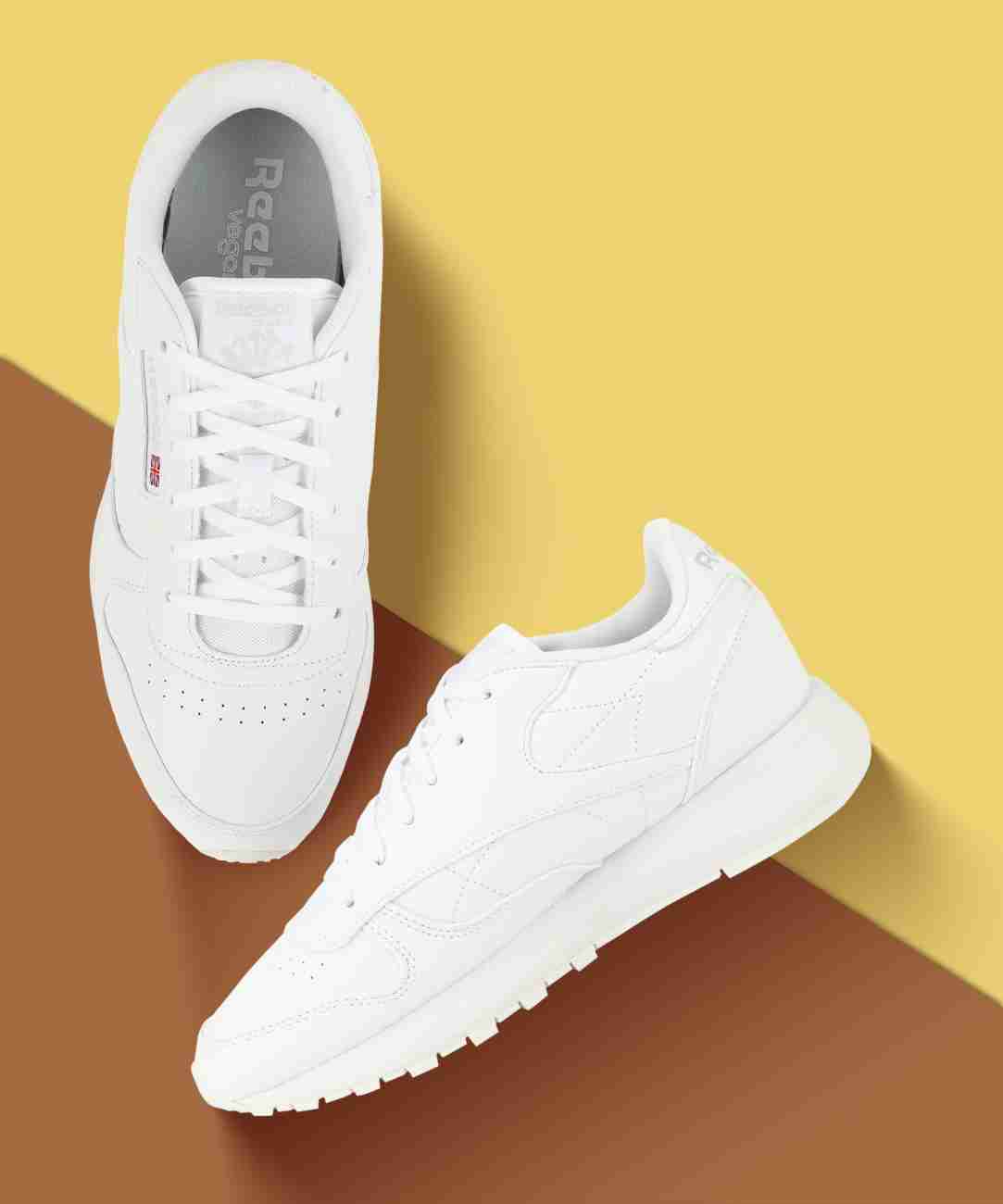 Reebok discount witte sneakers