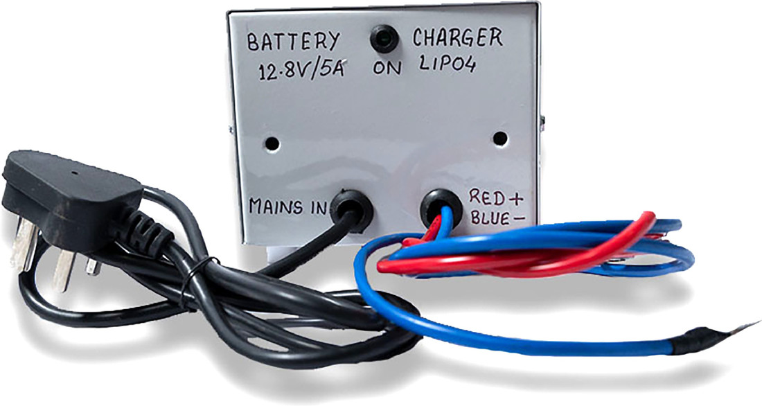 Mains car clearance battery charger
