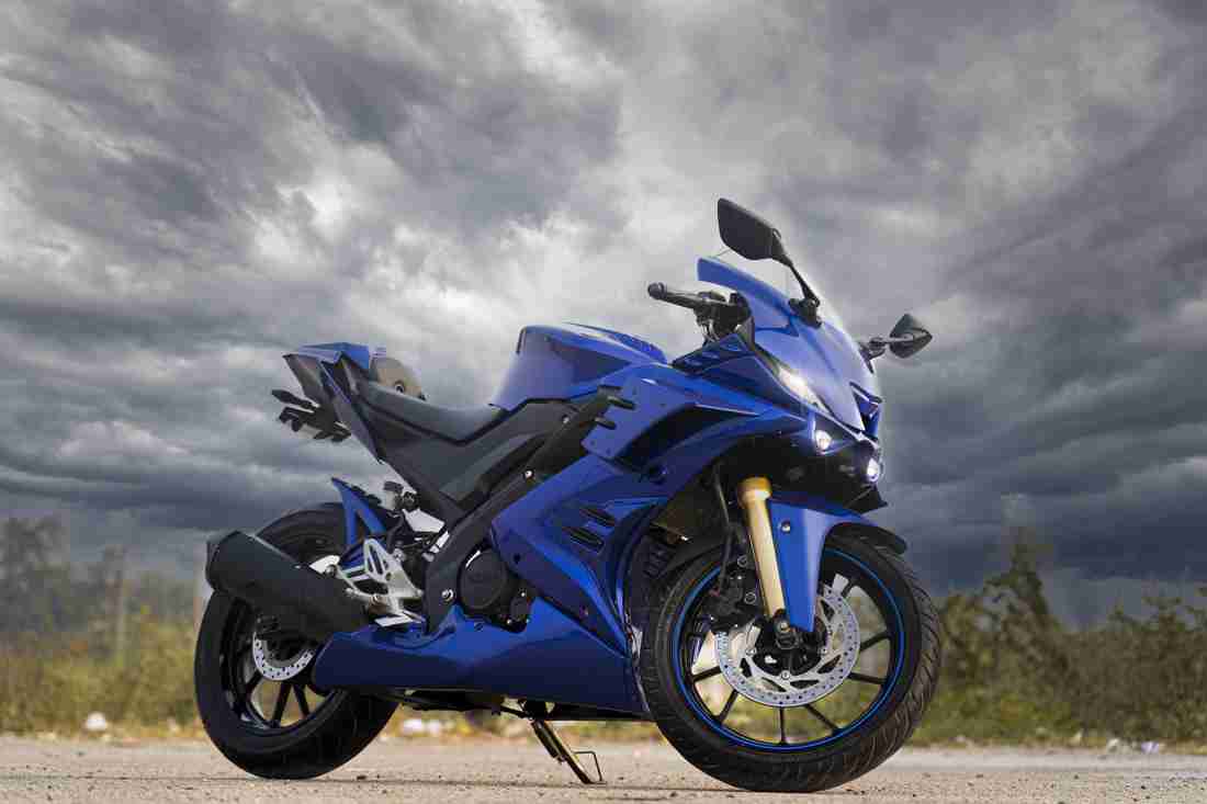 R15 v3 2025 price 2021 model