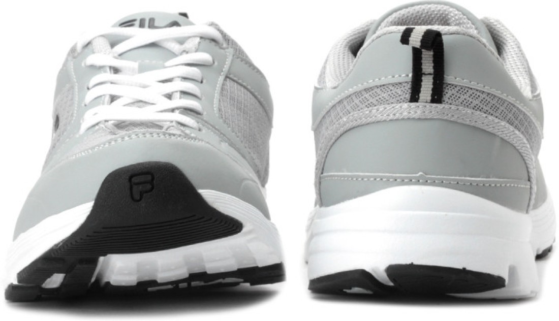 fila levo running shoes