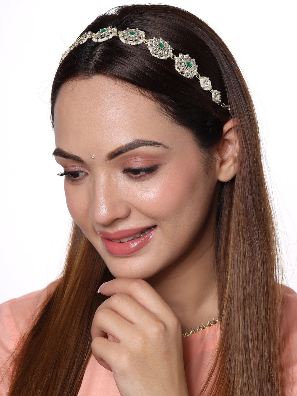 Green kundan hotsell matha patti
