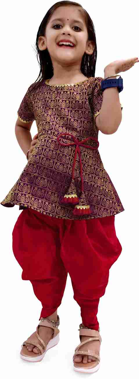 Chote baccho shop ki dhoti kurta