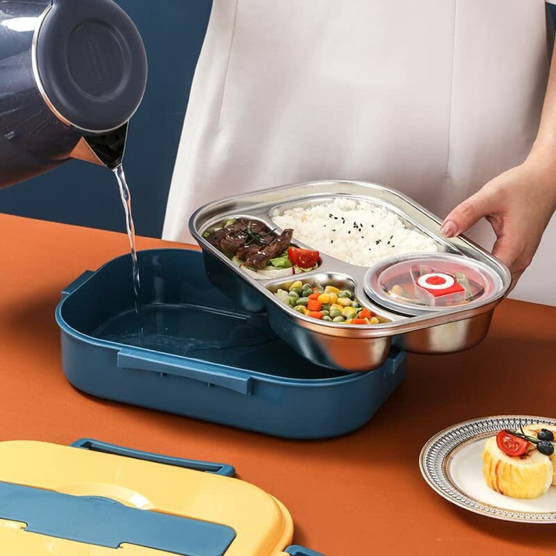 https://rukminim2.flixcart.com/image/1100/1300/xif0q/lunch-box/z/g/h/1000-4-compartment-stainless-steel-lunch-box-with-spoon-original-imaghyfqmfhutkdf.jpeg?q=90